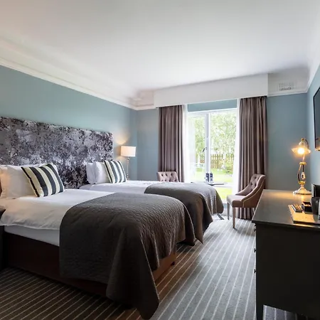 & Hotel