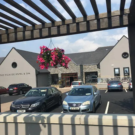 & 4* Killaloe