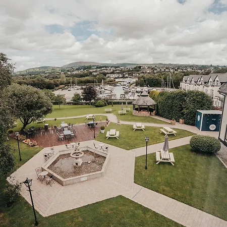 & Hotel Killaloe